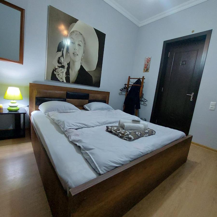 Guesthouse Different Тбилиси Экстерьер фото