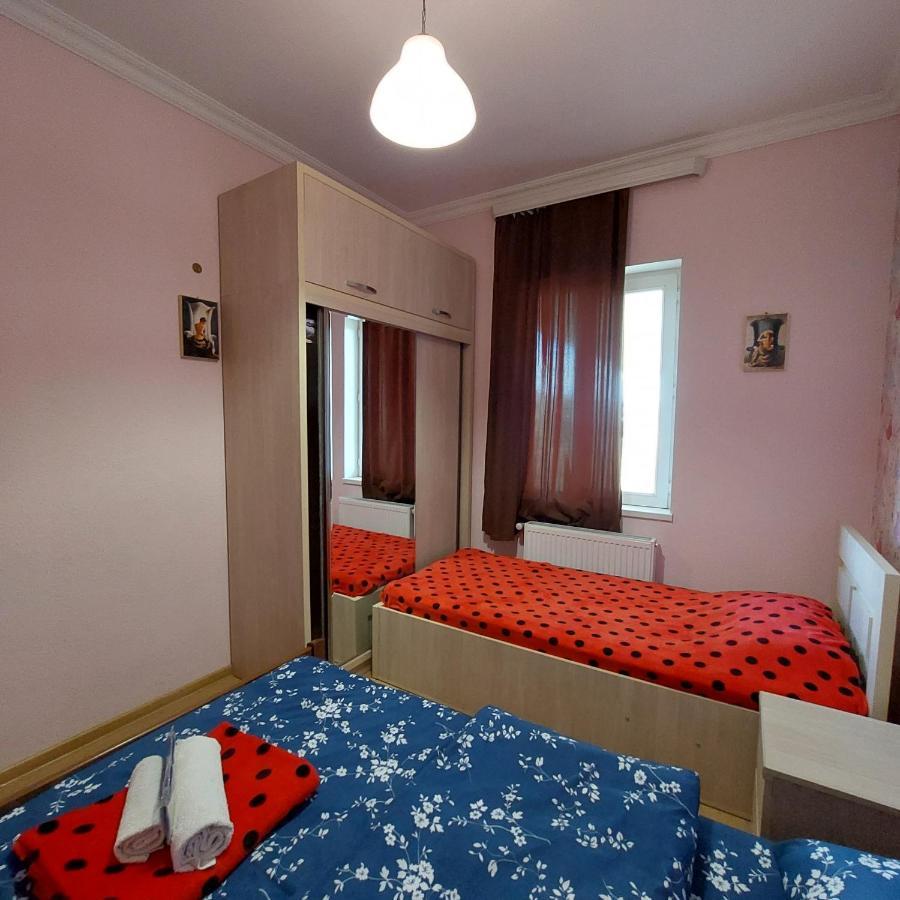 Guesthouse Different Тбилиси Экстерьер фото