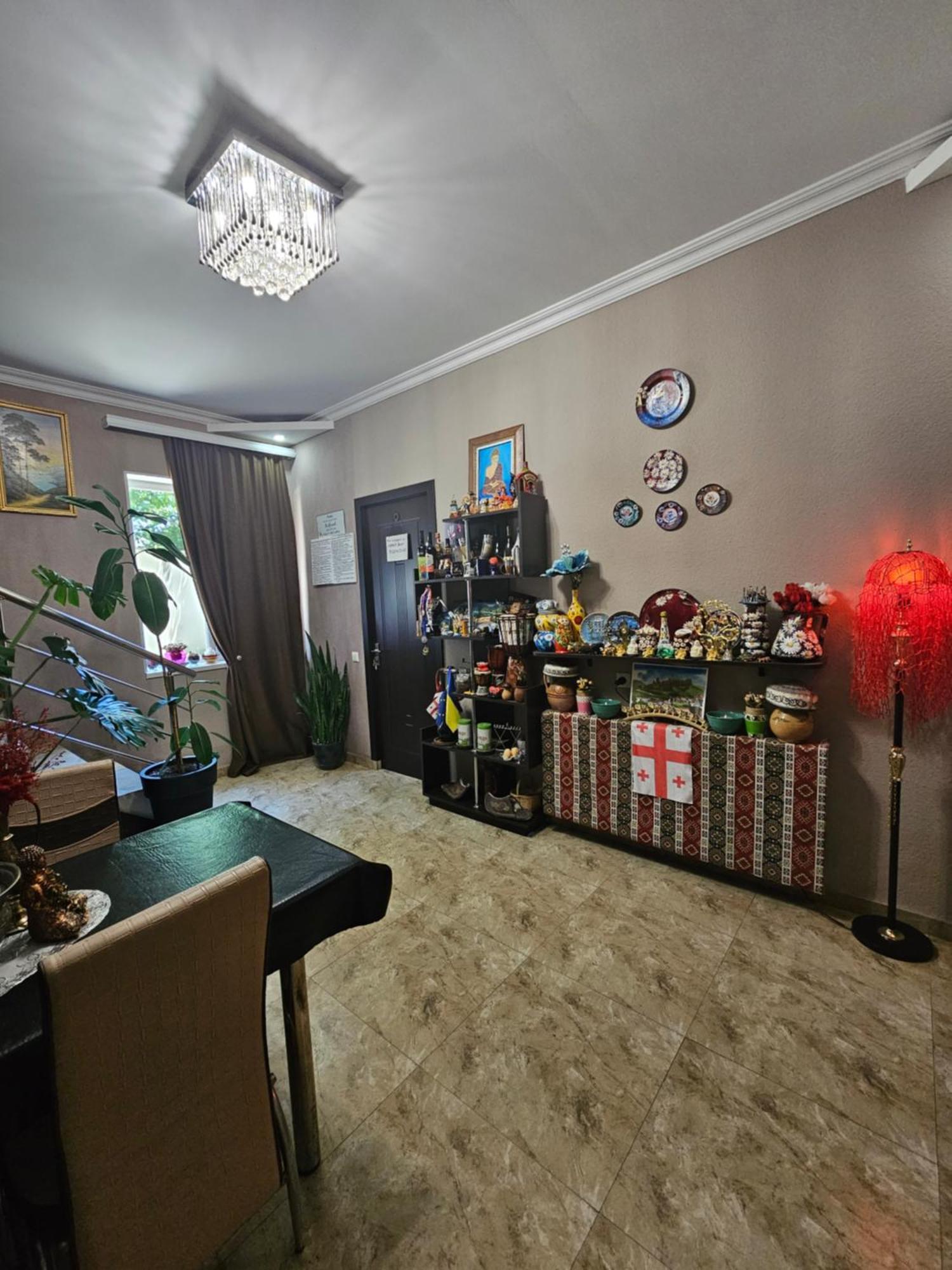 Guesthouse Different Тбилиси Экстерьер фото