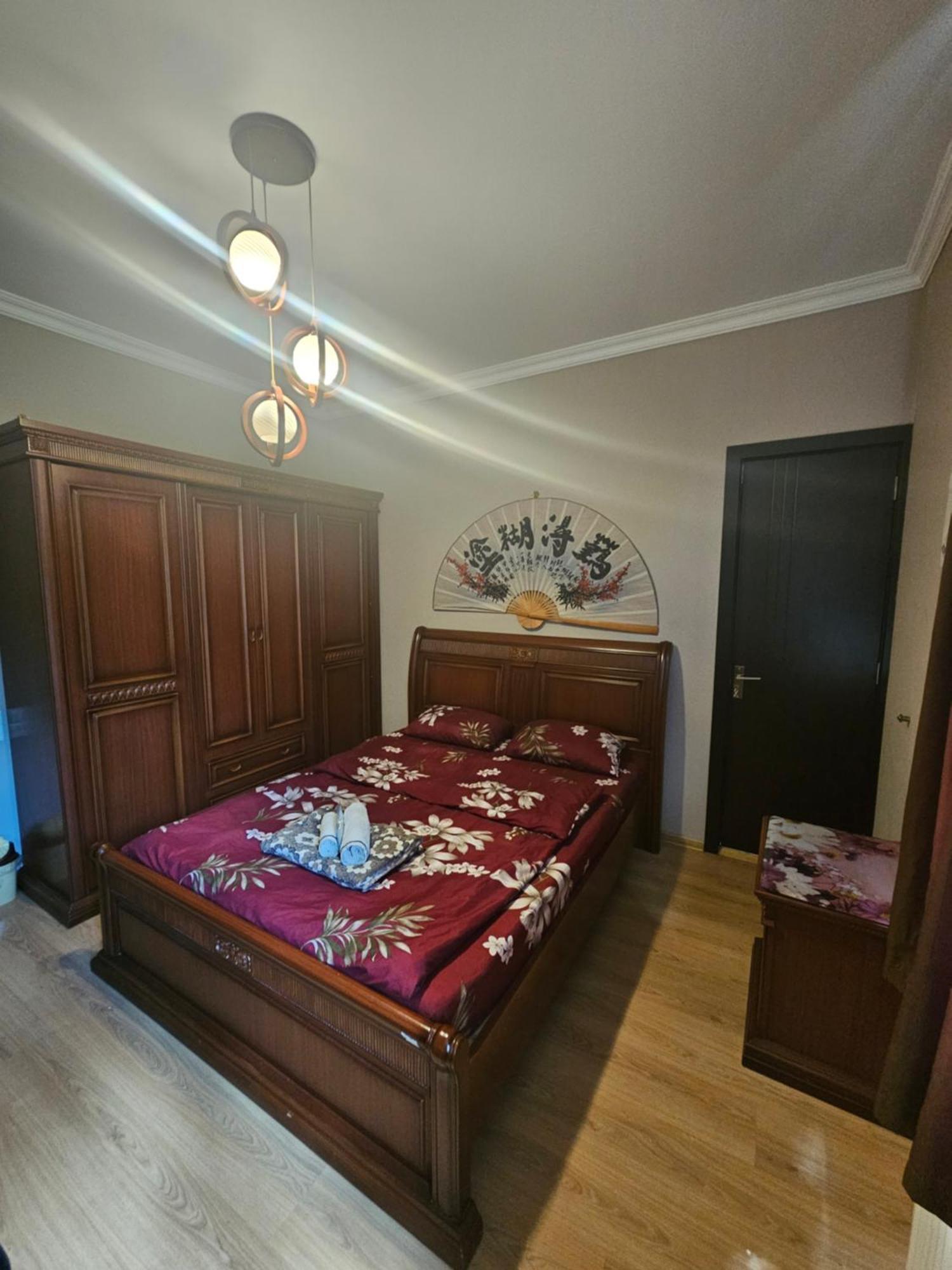 Guesthouse Different Тбилиси Экстерьер фото