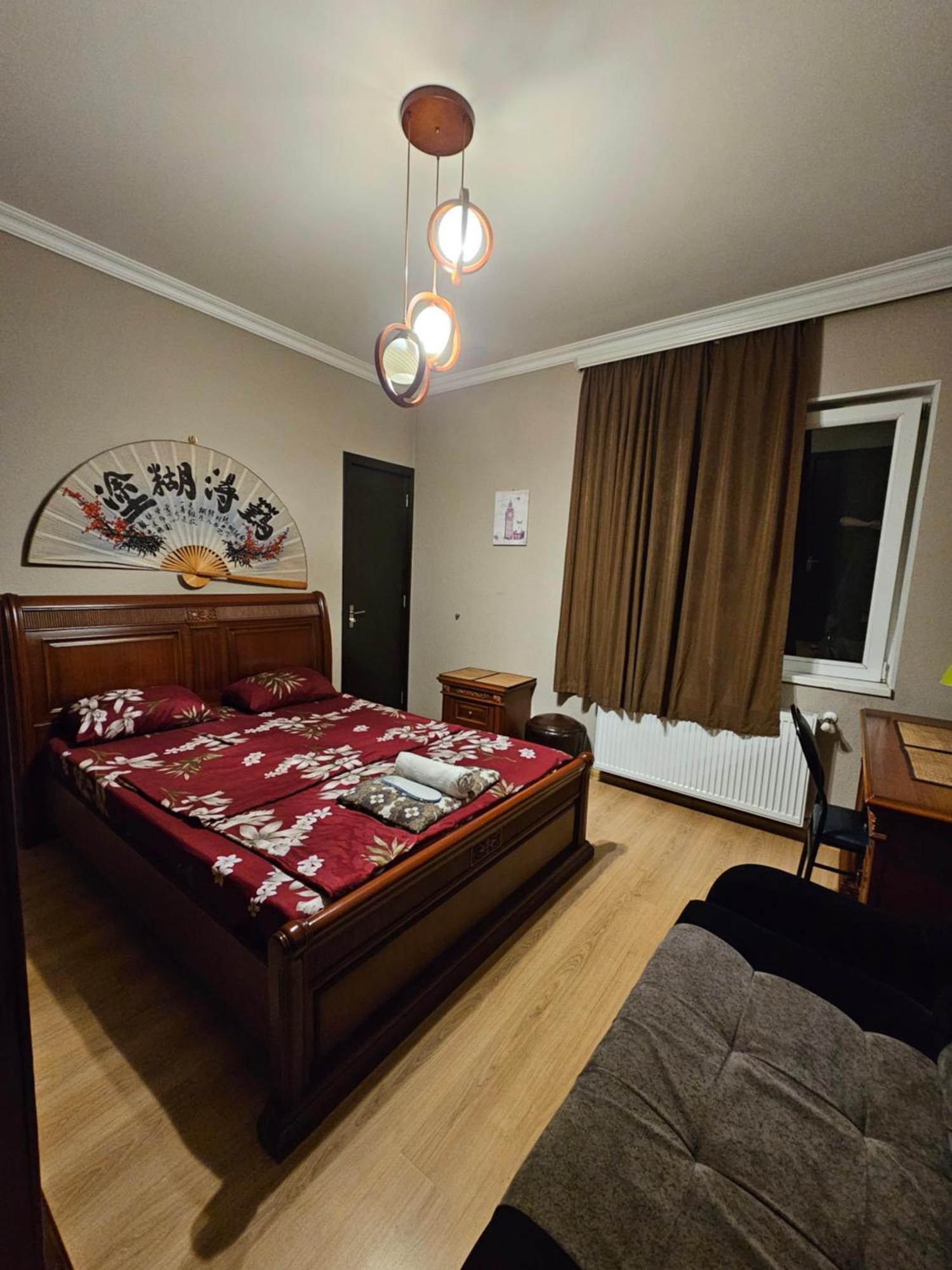 Guesthouse Different Тбилиси Экстерьер фото